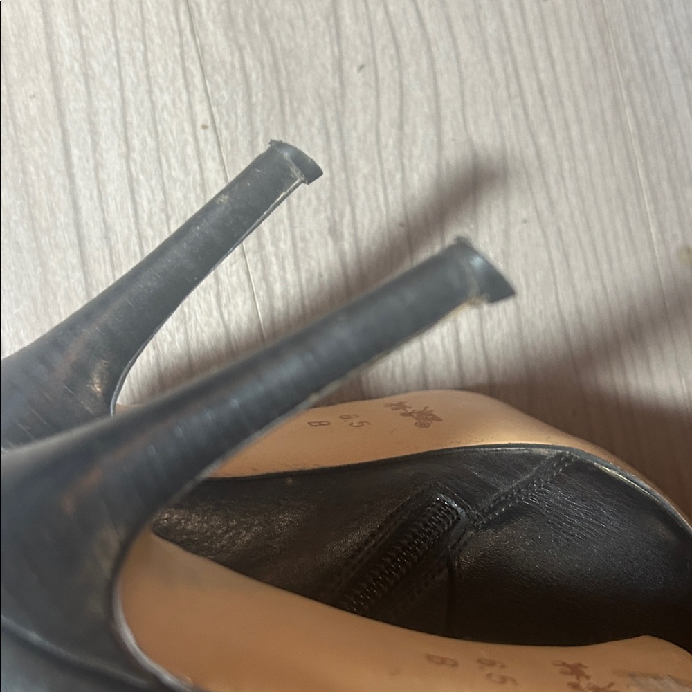 Coach Ankle Booties, Sz 6.5 - Picture 9 of 12